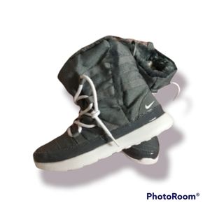 Nike Kids Charcoal and White Boots